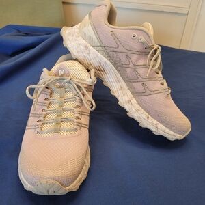 Merrell Women's Athletic Shoes Size 9 Soft Pink and Gray Vibram Sneakers…